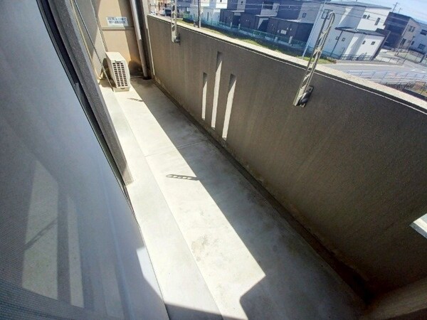 バルコニー(別部屋写真です)