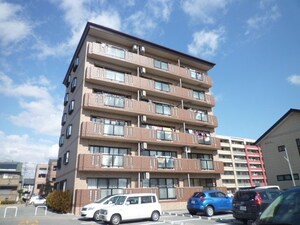 中川ファーストマンションⅥ外観写真