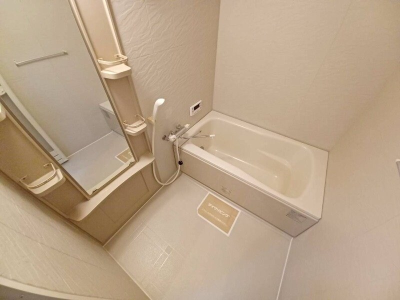 物件内観写真8　(同型参考写真)