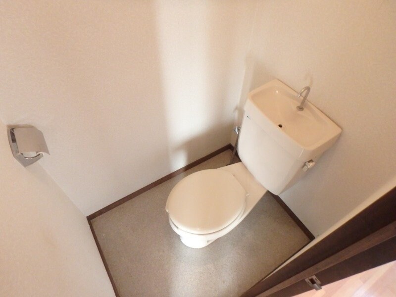 物件内観写真10　(同建物の別部屋写真です)