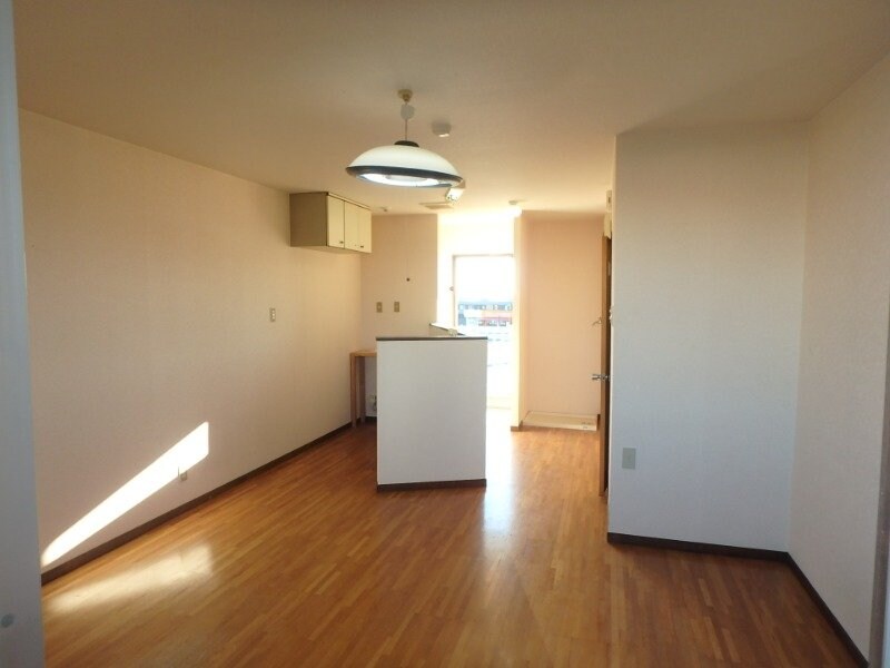 物件内観写真12　(同建物の別部屋写真です)