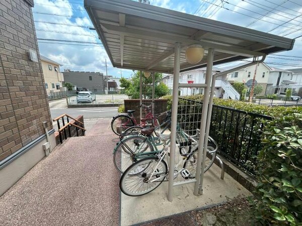 駐輪場
