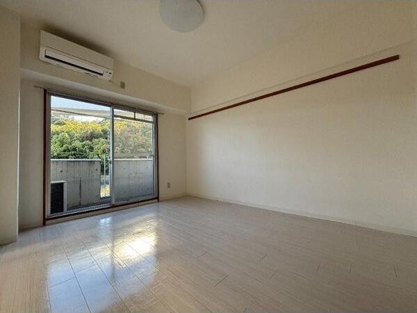 リビングダイニング