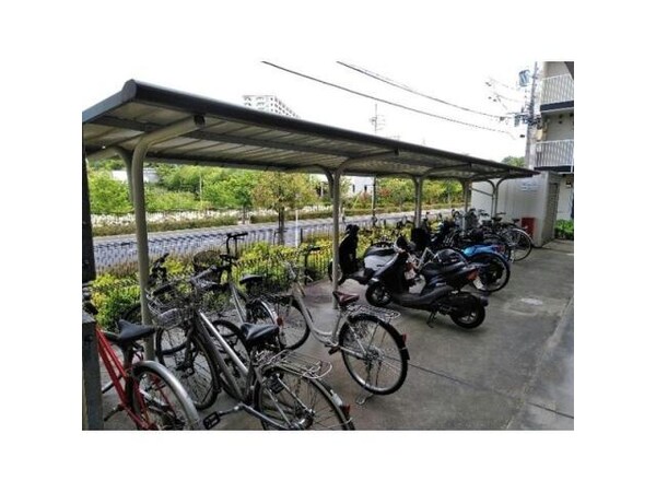駐輪場