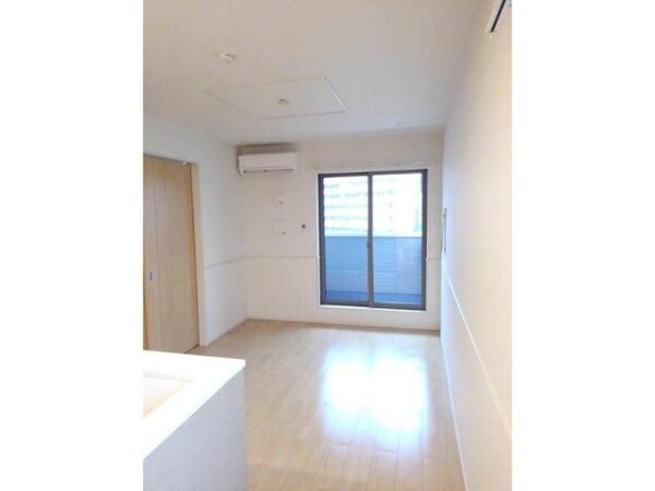 リビングダイニング