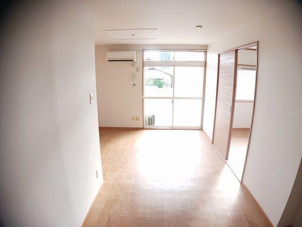 リビングダイニング