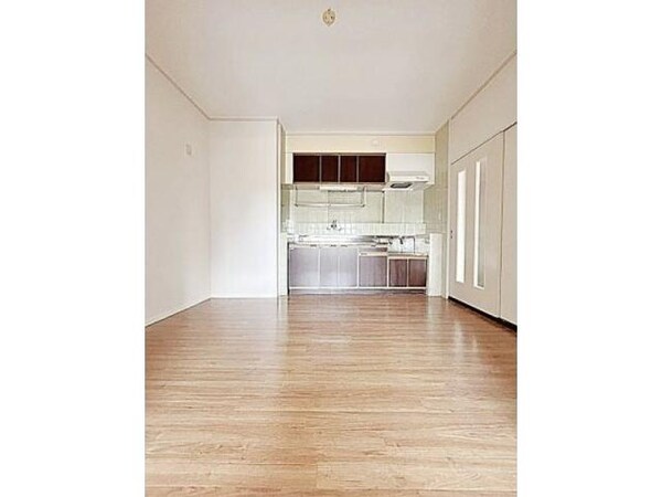 リビングダイニング