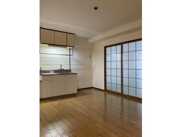 リビングダイニング