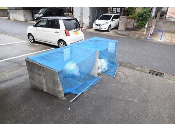 物件外観写真10　