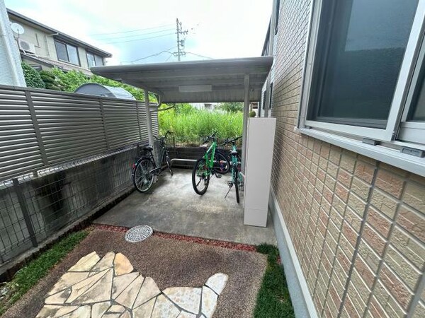 駐輪場