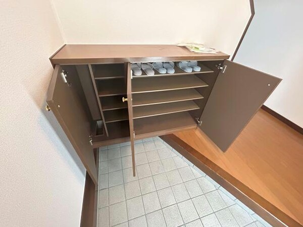 玄関回り