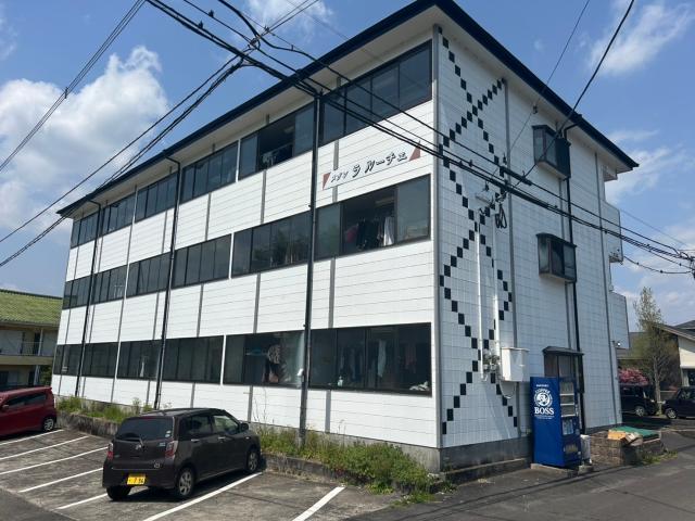 メゾン　ラ　ルーチェ
