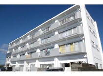 シャンポール国分の外観写真