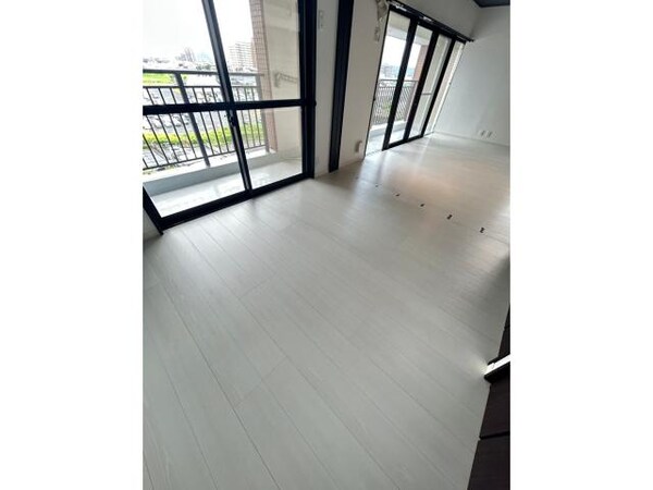 リビングダイニング