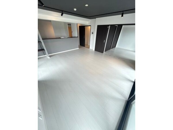 リビングダイニング