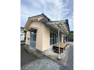 西古城借家外観写真