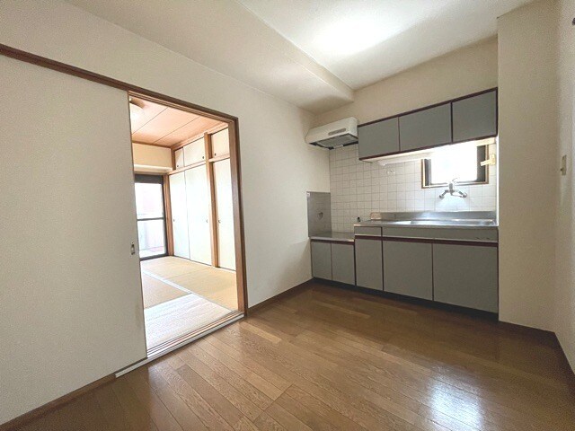物件内観写真4　(他部屋の写真となります。)