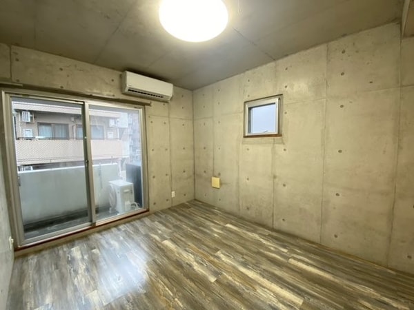 ベッドルーム(他の部屋の写真になります。)