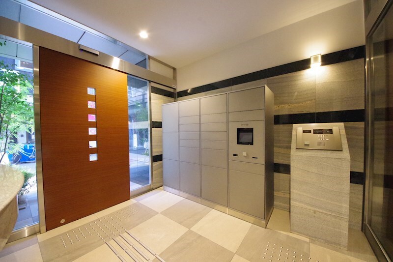 物件内観写真15　(宅配ボックス導入！オートロックとの連動機能もございます♪)