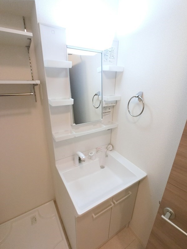 物件内観写真9　(別の部屋の写真です。※同タイプ)