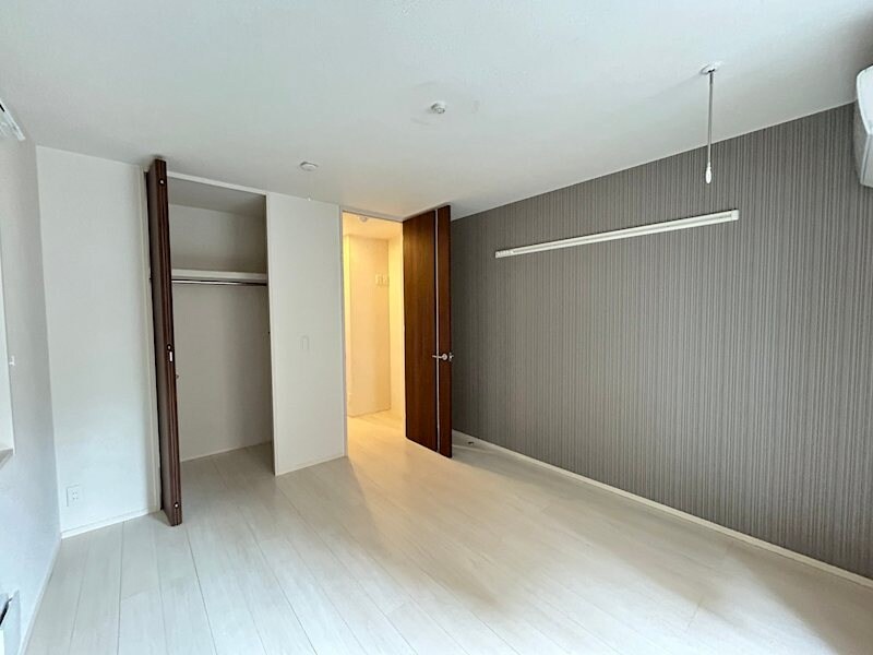 物件内観写真4　(※反転タイプ)