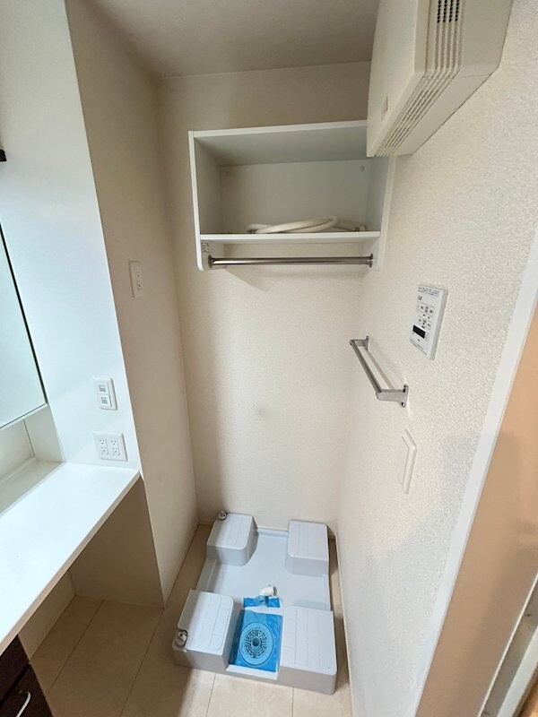 物件内観写真10　(※反転タイプ)