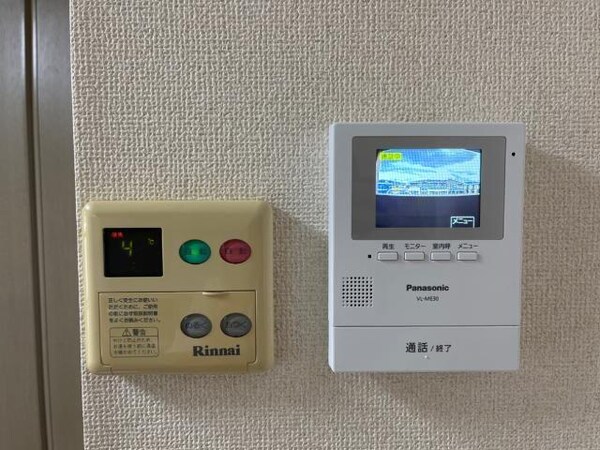 セキュリティ(カメラ付きインターホン（イメージ）)