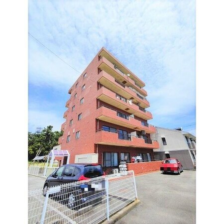 ルピナス伏見外観写真