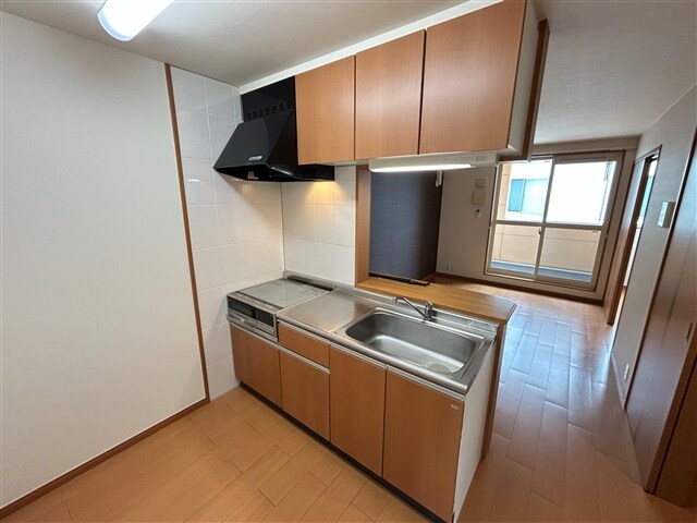 物件内観写真3　(キッチン)