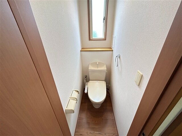 物件内観写真7　(トイレ)