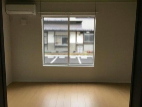 リビングダイニング