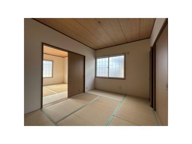 物件内観写真4　(居室)