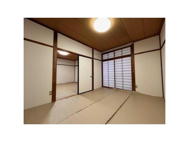 物件内観写真2　(居室)