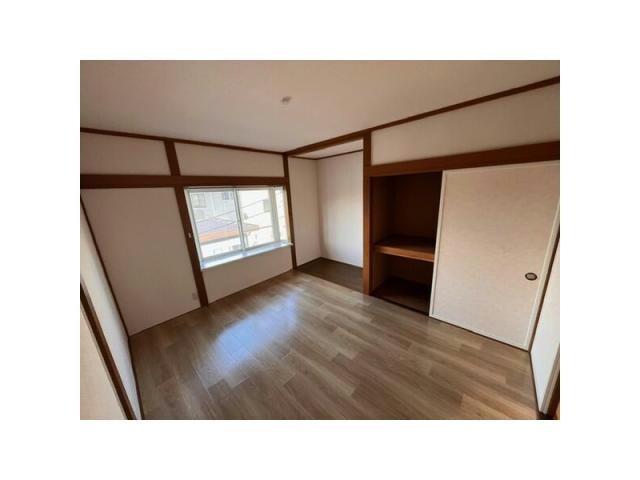 物件内観写真4　(居室)