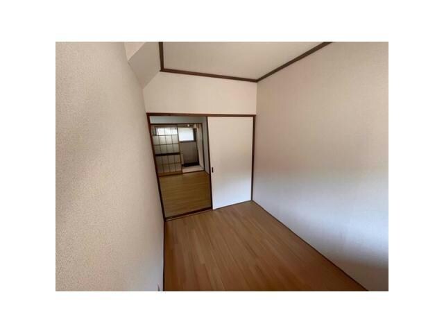 物件内観写真5　(その他部屋・スペース)