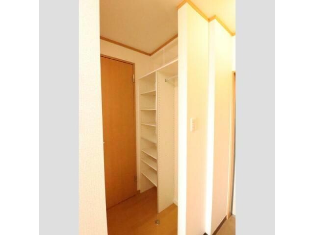 物件内観写真2　(その他部屋・スペース)