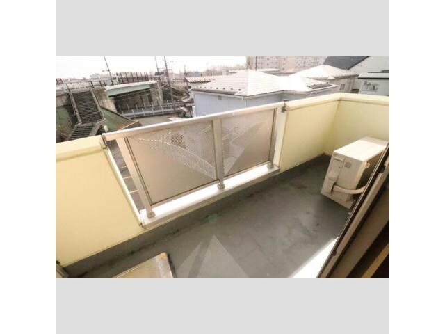 物件内観写真11　(ベランダ)