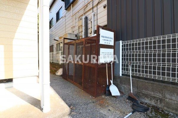 建物設備(ゴミステーション)