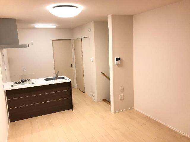 物件内観写真18　(リビング)