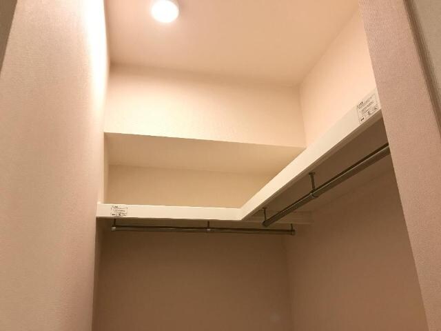 物件内観写真21　(ウォークインクローゼット)