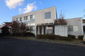 サンキョウ倉庫付貸事務所外観写真