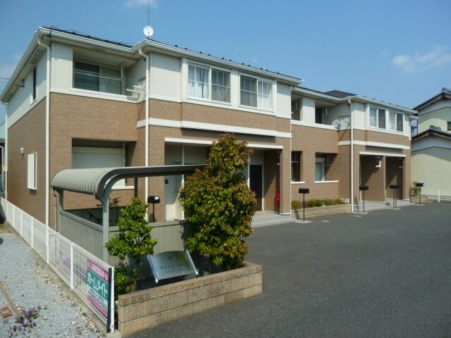 物件外観写真1　(外観写真（昼）)