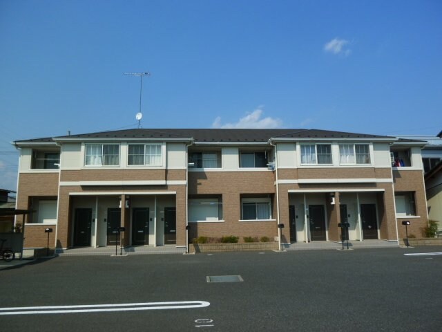 物件外観写真3　(外観写真（昼）)