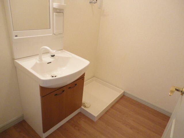 物件内観写真15　(洗髪洗面化粧台)