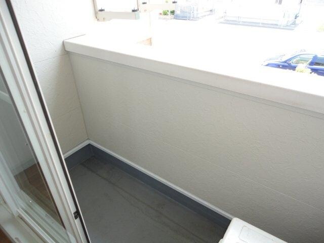 物件内観写真27　(ベランダ)