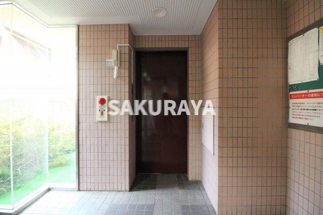 物件内観写真6　(エレベーター)