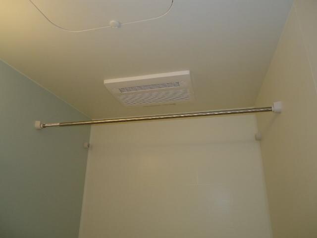 物件内観写真21　(浴室乾燥機)