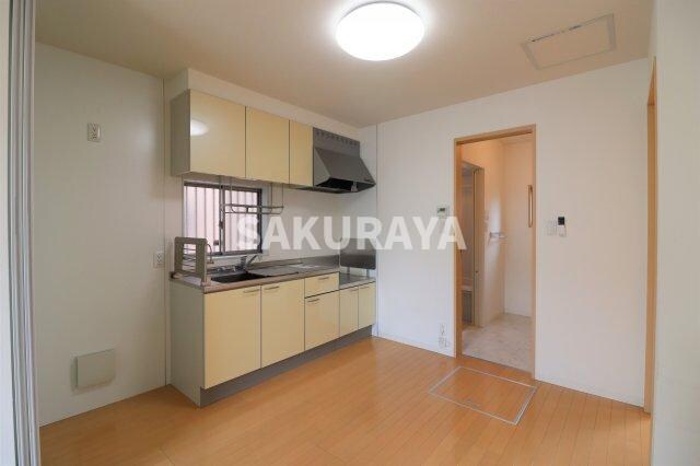 物件内観写真9　(ダイニングキッチン。2019年撮影。現況と異なる場合がござい)