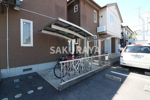 建物設備(駐輪場)