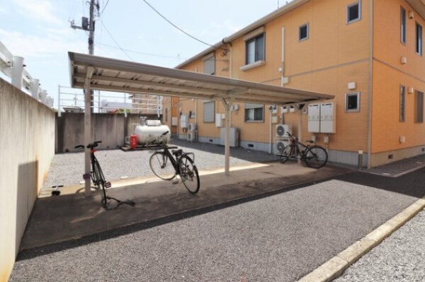 建物設備(駐輪場)
